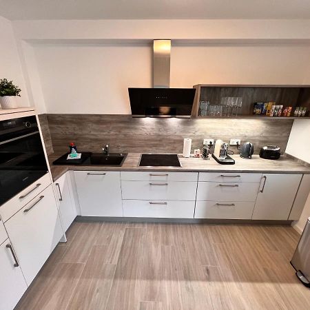 Veens Crew Home 4 Pax Dreieich Dış mekan fotoğraf